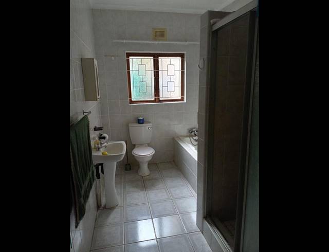 3 BEDROOM PROPERTY TO RENT IN PALM BEACH